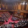 Manovra, oggi riprende l’iter al Senato. Opposizioni: “Parlamento umiliato”