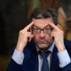 Manovra, Giorgetti: “Burrasca all’orizzonte, ma l’Italia non è spendacciona”