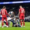 Bentancur, allarme in Tottenham-Liverpool: crolla a terra da solo