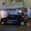 Napoli, martellate alla moglie, poi la caduta dal balcone: morto pensionato