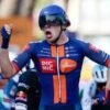 Giro d’Italia, a van Uden la quarta tappa in volata. Pedersen resta in maglia rosa