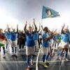 Napoli, telecronista inglese impazzisce per lo scudetto. E parla in napoletano – Video