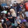 Gaza, “21 morti in raid Israele su gente in fila per aiuti”
