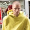 Justin Bieber, lo scontro con i paparazzi e lo sfogo sui social: “So di essere rotto”