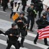 Los Angeles, coprifuoco e arresti. Trump: “Manifestanti sono animali, pagati da qualcuno”