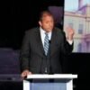 New York, agenti Ice arrestano candidato sindaco democratico